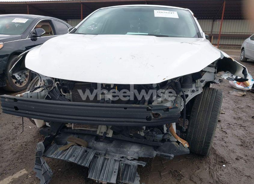 Photo 6 of 2018 Nissan Sentra SV (VIN 3N1AB7AP7JL628776)