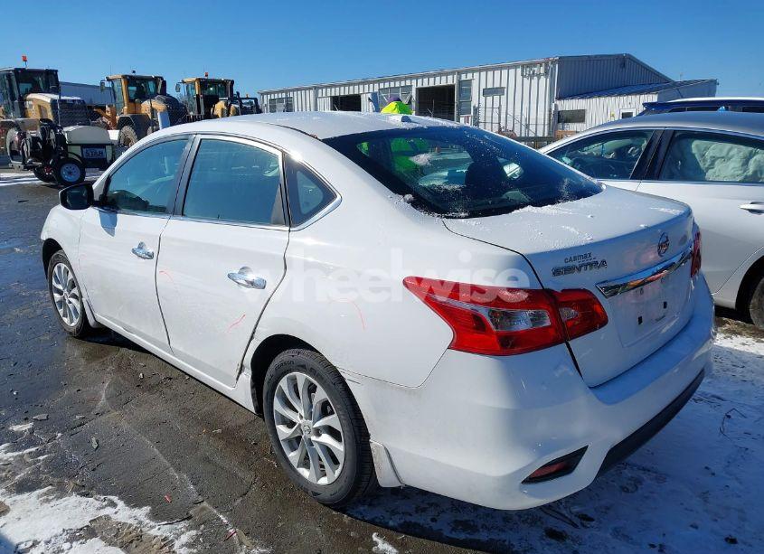 Photo 3 of 2018 Nissan Sentra SV (VIN 3N1AB7AP7JL630172)