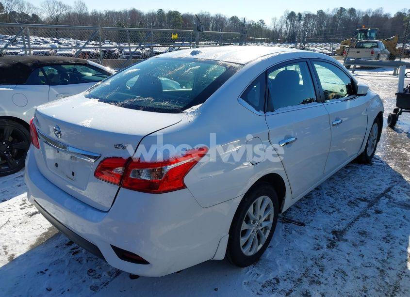 Photo 4 of 2018 Nissan Sentra SV (VIN 3N1AB7AP7JL630172)