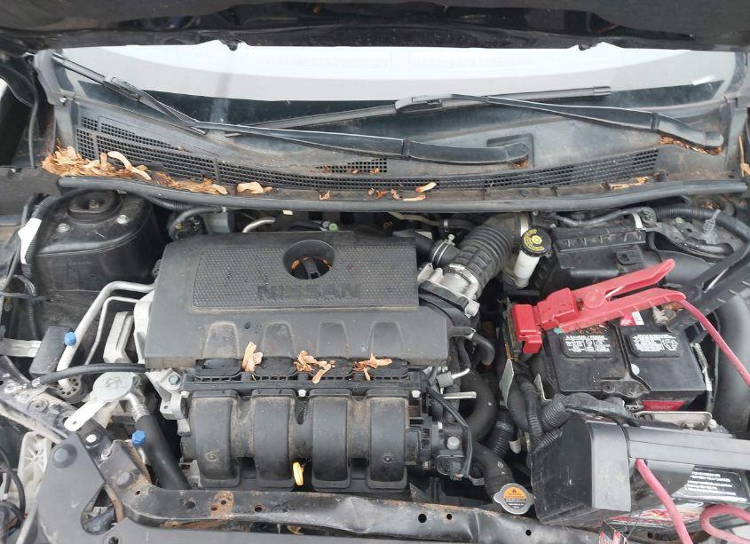 Photo 10 of 2018 Nissan Sentra SV (VIN 3N1AB7AP7JL643455)