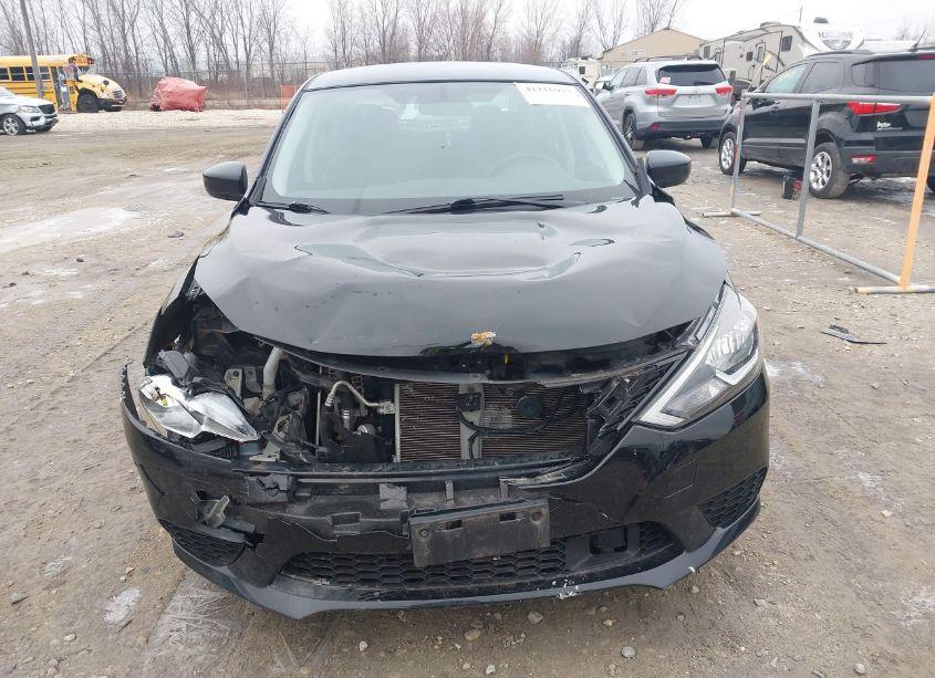 Photo 12 of 2018 Nissan Sentra SV (VIN 3N1AB7AP7JL643455)