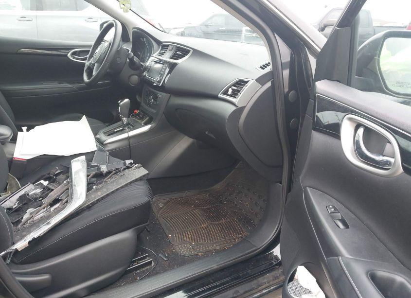 Photo 5 of 2018 Nissan Sentra SV (VIN 3N1AB7AP7JL643455)