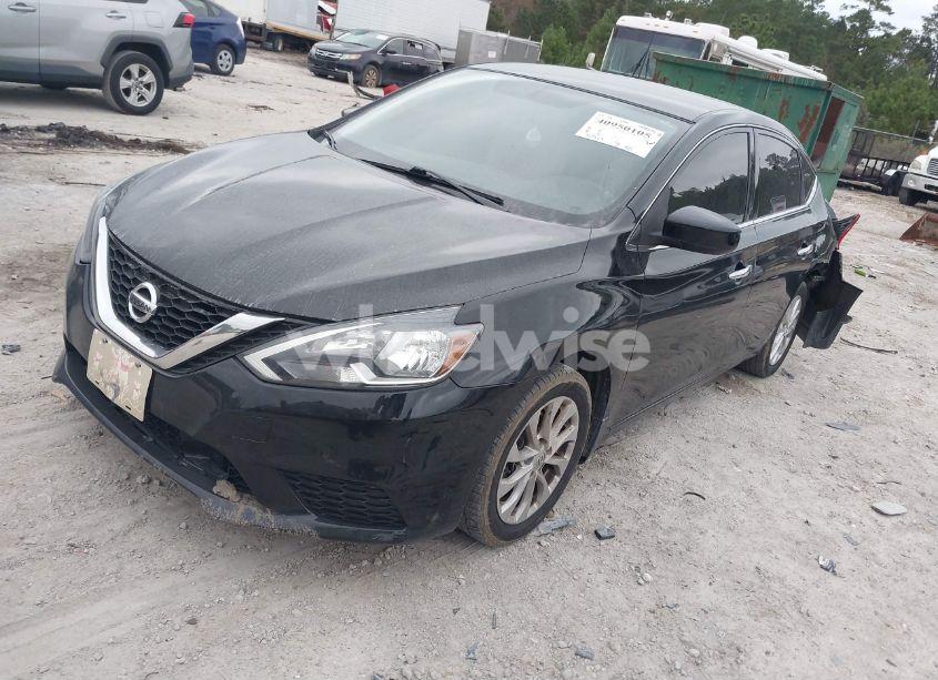 Photo 2 of 2018 Nissan Sentra SV (VIN 3N1AB7AP7JL655430)