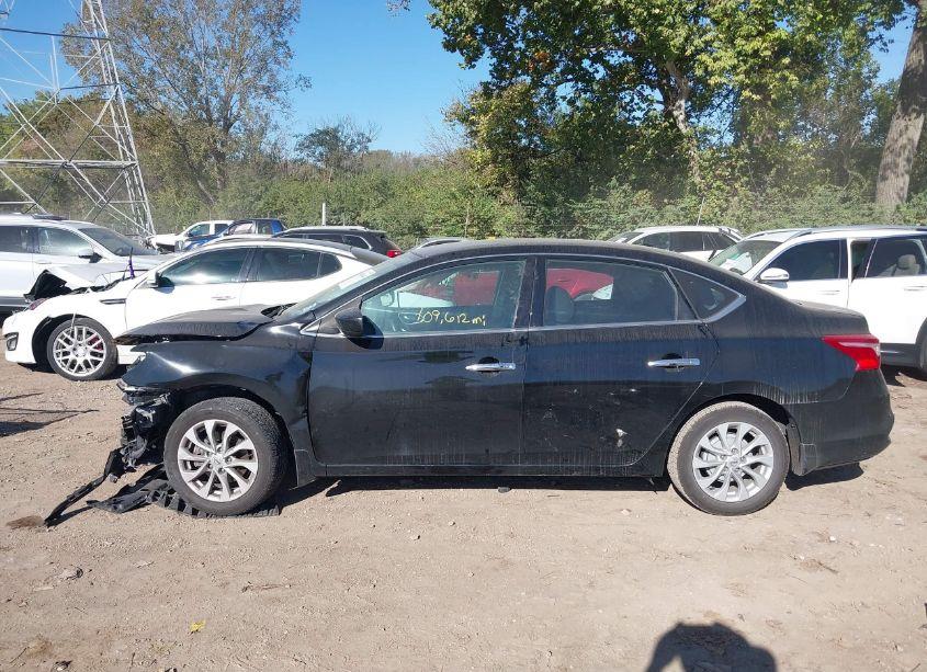 Photo 15 of 2018 Nissan Sentra SV (VIN 3N1AB7AP7JL659560)