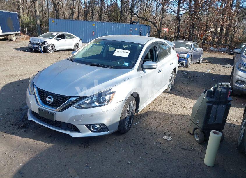 Photo 2 of 2018 Nissan Sentra SR (VIN 3N1AB7AP7JY202444)