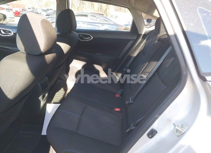 Photo 8 of 2018 Nissan Sentra SR (VIN 3N1AB7AP7JY202444)