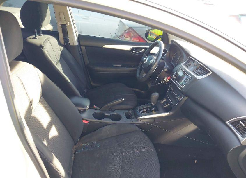 Photo 5 of 2018 Nissan Sentra S (VIN 3N1AB7AP7JY207501)