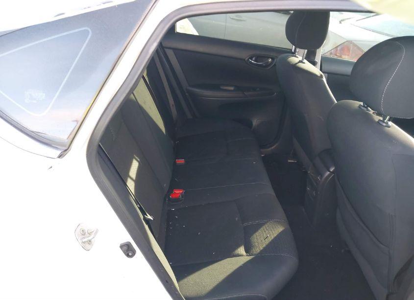 Photo 8 of 2018 Nissan Sentra S (VIN 3N1AB7AP7JY207501)