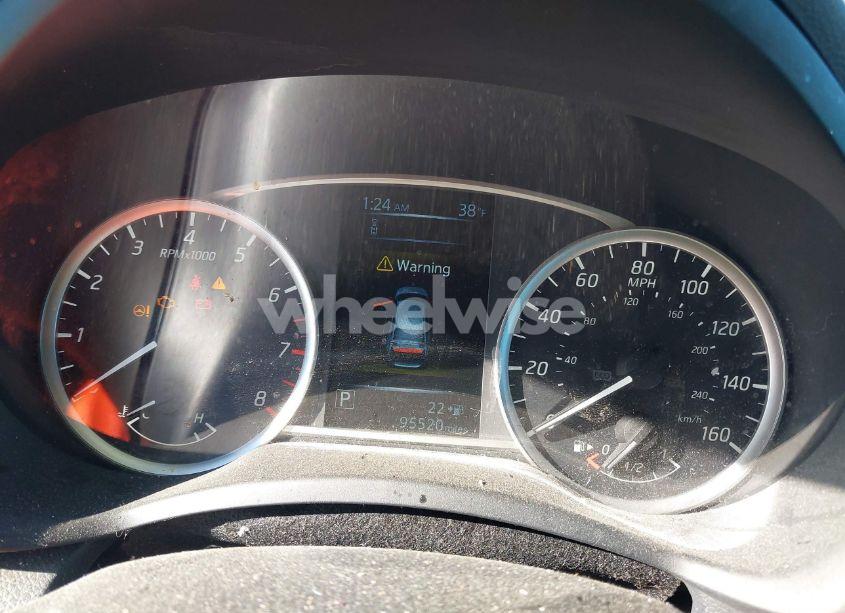 Photo 7 of 2018 Nissan Sentra SV (VIN 3N1AB7AP7JY208664)