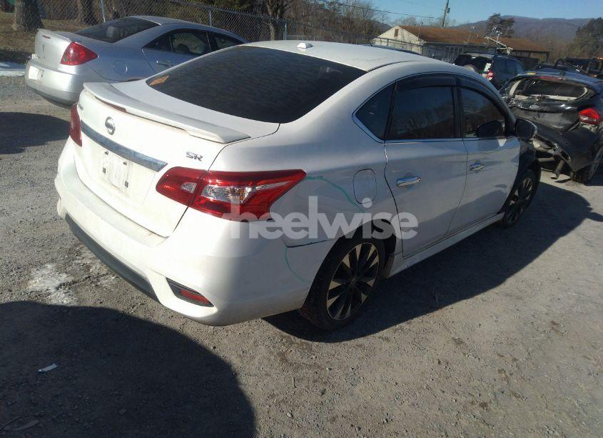 Photo 4 of 2018 Nissan Sentra SR (VIN 3N1AB7AP7JY209166)