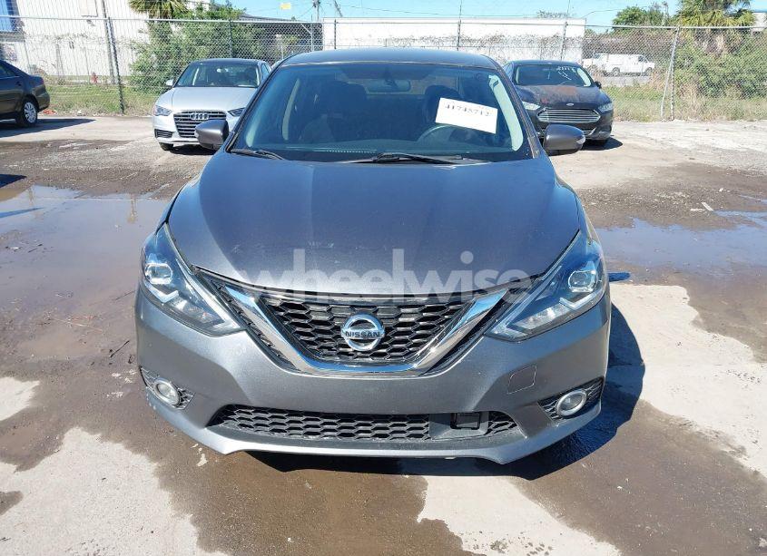 Photo 6 of 2018 Nissan Sentra SR (VIN 3N1AB7AP7JY219129)