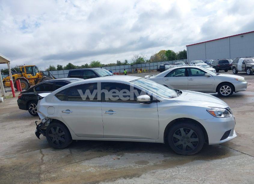 Photo 13 of 2018 Nissan Sentra S (VIN 3N1AB7AP7JY221527)