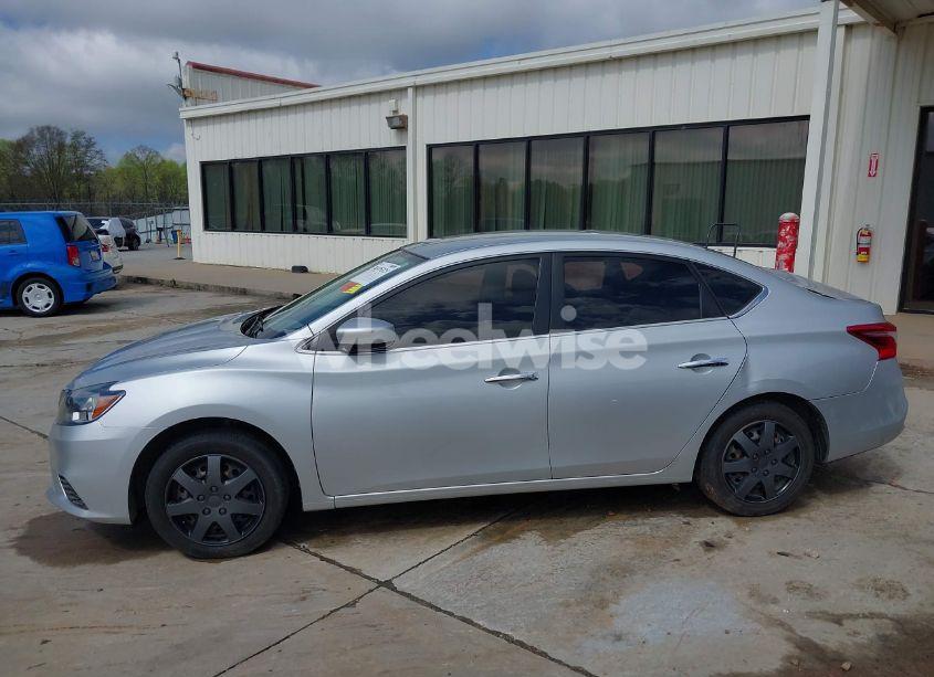 Photo 14 of 2018 Nissan Sentra S (VIN 3N1AB7AP7JY221527)