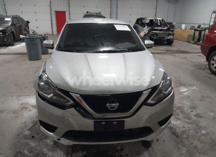 Photo 12 of 2018 Nissan Sentra SV (VIN 3N1AB7AP7JY235654)