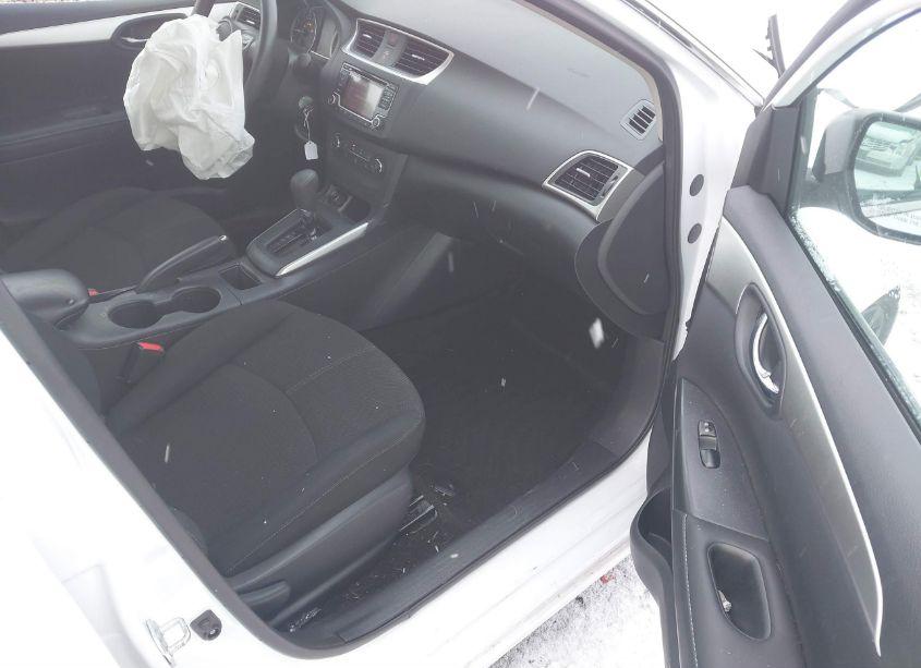 Photo 5 of 2018 Nissan Sentra S (VIN 3N1AB7AP7JY238571)