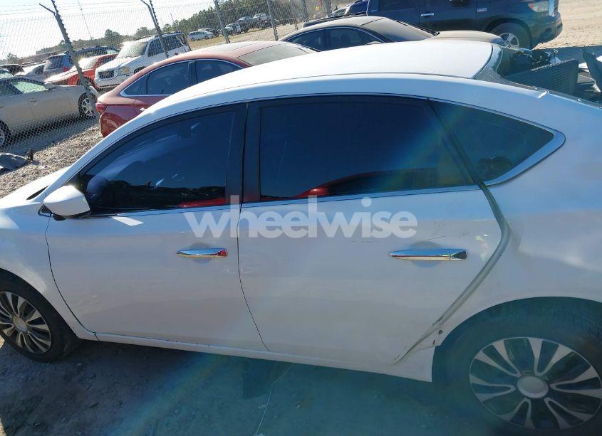 Photo 14 of 2018 Nissan Sentra S (VIN 3N1AB7AP7JY244242)
