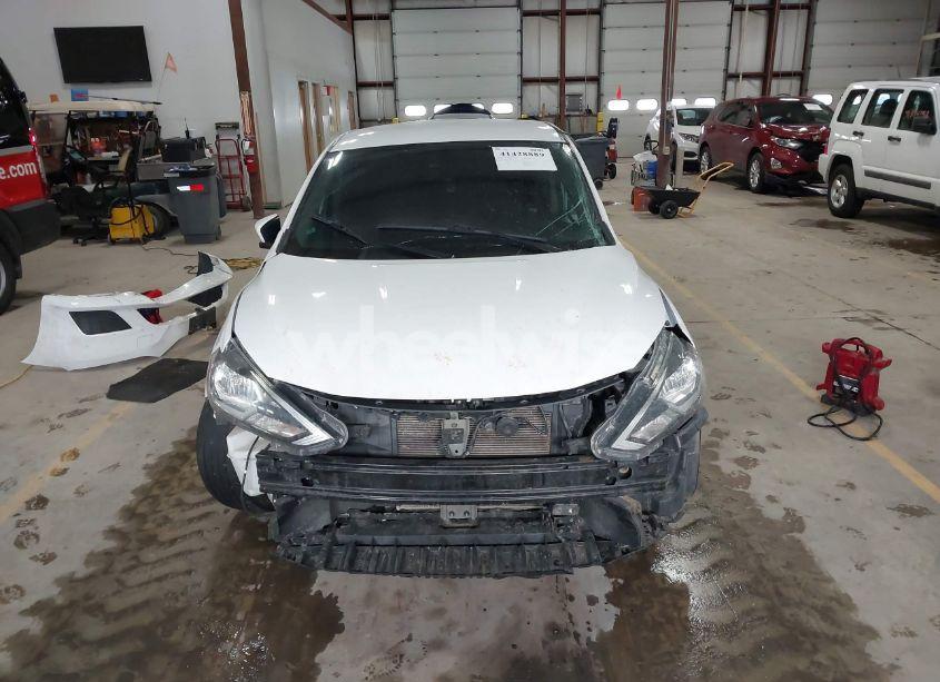 Photo 13 of 2018 Nissan Sentra S (VIN 3N1AB7AP7JY256777)