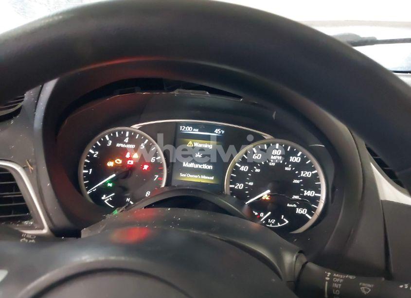 Photo 7 of 2018 Nissan Sentra S (VIN 3N1AB7AP7JY256777)