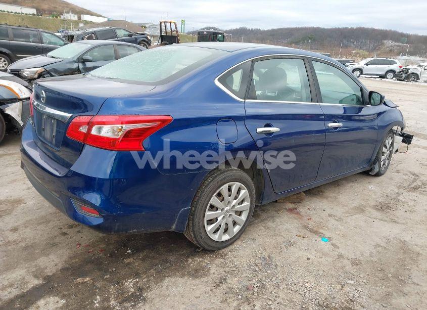 Photo 4 of 2018 Nissan Sentra S (VIN 3N1AB7AP7JY279332)