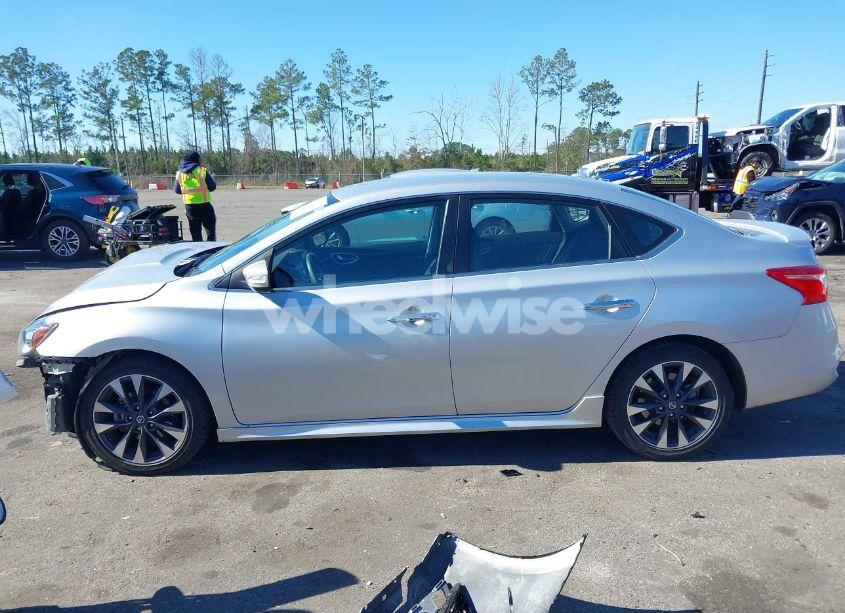 Photo 14 of 2018 Nissan Sentra SR (VIN 3N1AB7AP7JY280089)