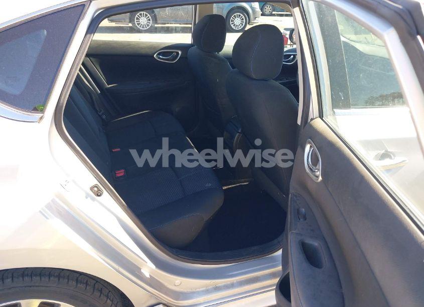 Photo 8 of 2018 Nissan Sentra SR (VIN 3N1AB7AP7JY280089)