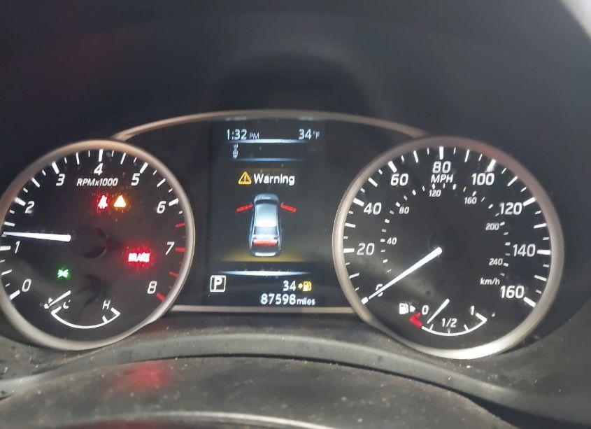 Photo 7 of 2018 Nissan Sentra SL (VIN 3N1AB7AP7JY282442)