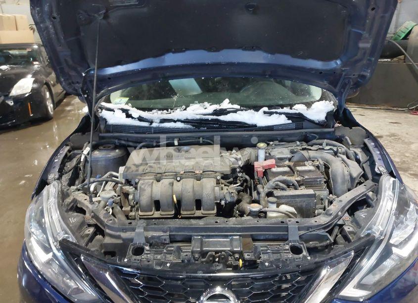 Photo 10 of 2018 Nissan Sentra SV (VIN 3N1AB7AP7JY297362)