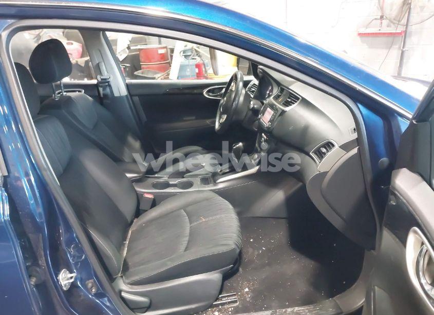Photo 5 of 2018 Nissan Sentra SV (VIN 3N1AB7AP7JY297362)