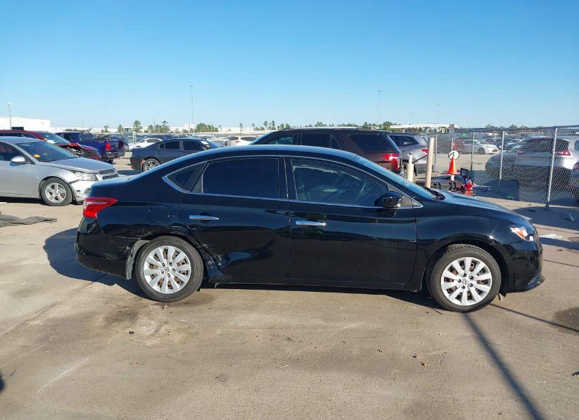Photo 13 of 2018 Nissan Sentra S (VIN 3N1AB7AP7JY305170)