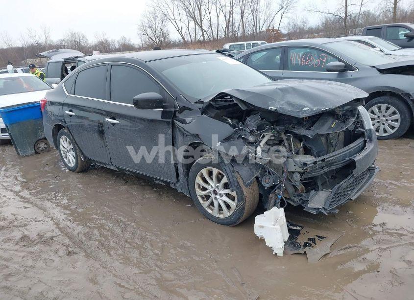 2018 Nissan Sentra SV (VIN 3N1AB7AP7JY318226) main photo