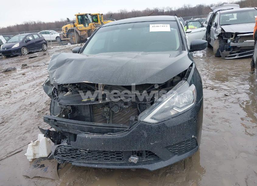 Photo 12 of 2018 Nissan Sentra SV (VIN 3N1AB7AP7JY318226)