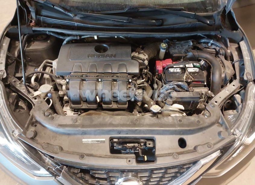 Photo 10 of 2018 Nissan Sentra SV (VIN 3N1AB7AP7JY318761)