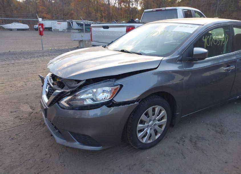 Photo 6 of 2018 Nissan Sentra S (VIN 3N1AB7AP7JY336970)