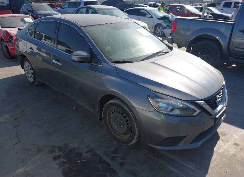 2018 Nissan Sentra S (VIN 3N1AB7AP7JY339206) main photo