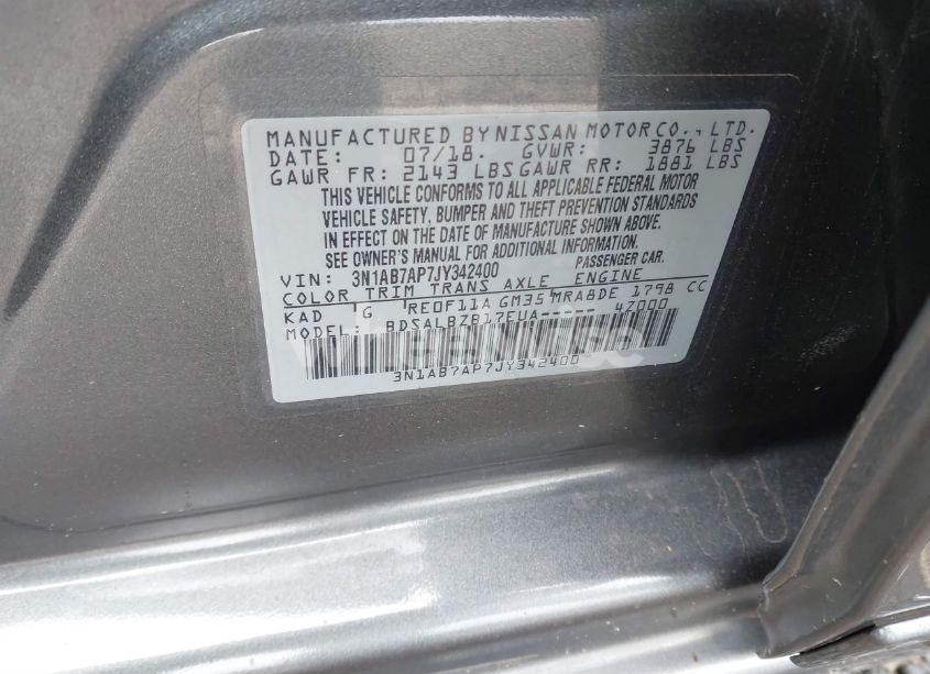Photo 9 of 2018 Nissan Sentra S (VIN 3N1AB7AP7JY342400)