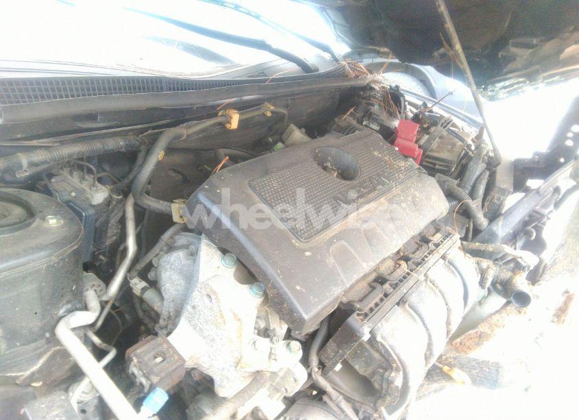 Photo 10 of 2019 Nissan Sentra SV (VIN 3N1AB7AP7KL606018)