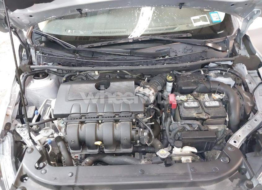 Photo 10 of 2019 Nissan Sentra SV (VIN 3N1AB7AP7KL609257)