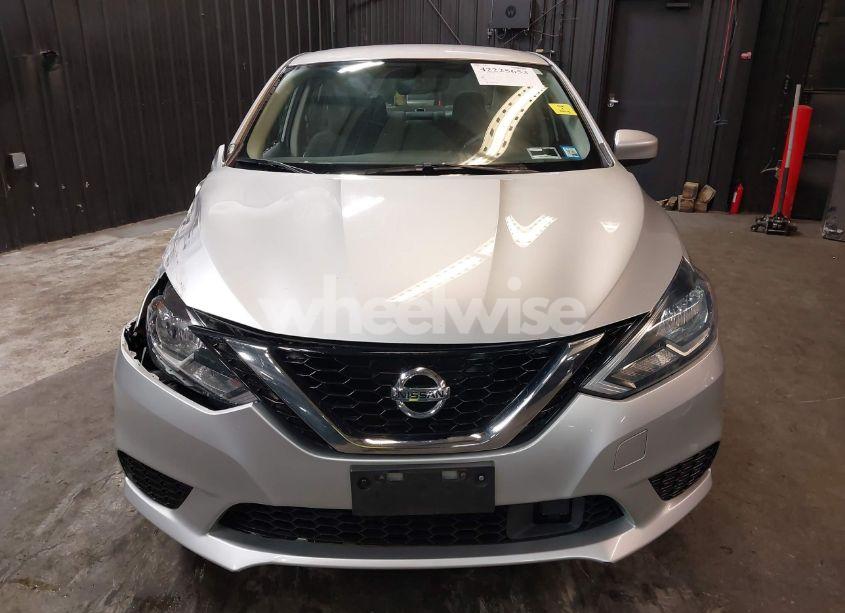 Photo 12 of 2019 Nissan Sentra SV (VIN 3N1AB7AP7KL609257)
