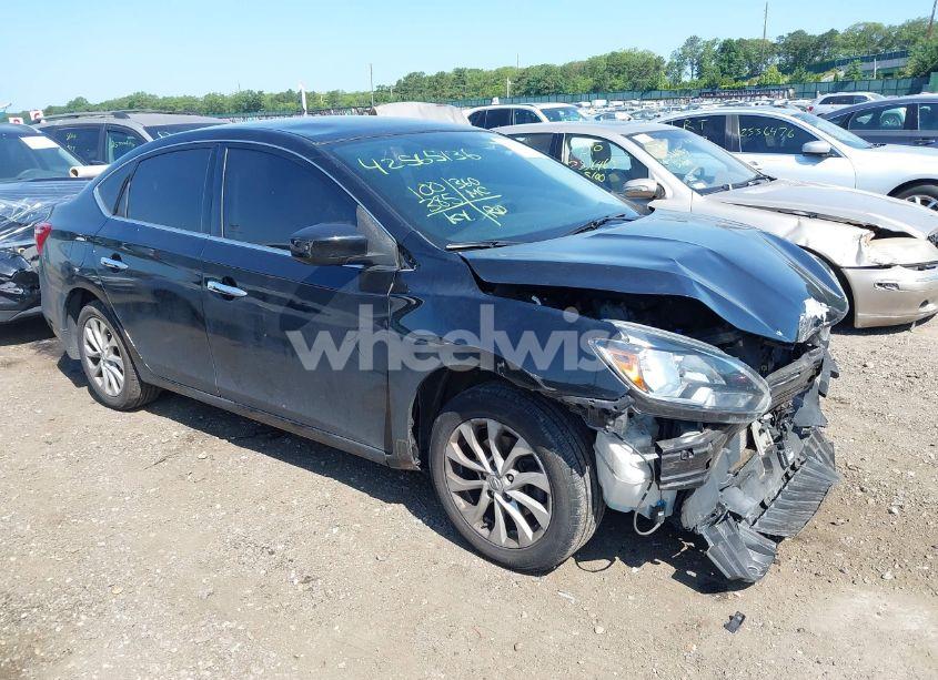2019 Nissan Sentra SV (VIN 3N1AB7AP7KL609467) main photo