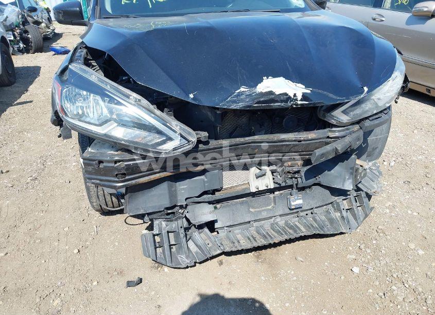 Photo 18 of 2019 Nissan Sentra SV (VIN 3N1AB7AP7KL609467)