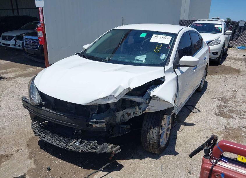 Photo 2 of 2019 Nissan Sentra S (VIN 3N1AB7AP7KY209654)