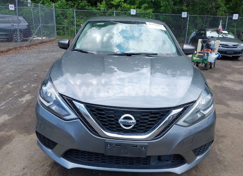 Photo 13 of 2019 Nissan Sentra SV (VIN 3N1AB7AP7KY212778)