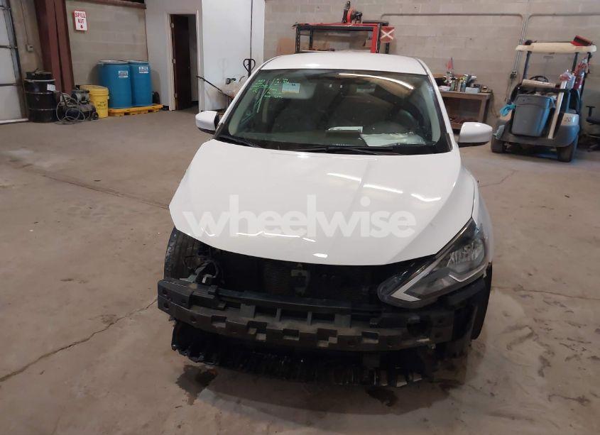 Photo 12 of 2019 Nissan Sentra SV (VIN 3N1AB7AP7KY214434)