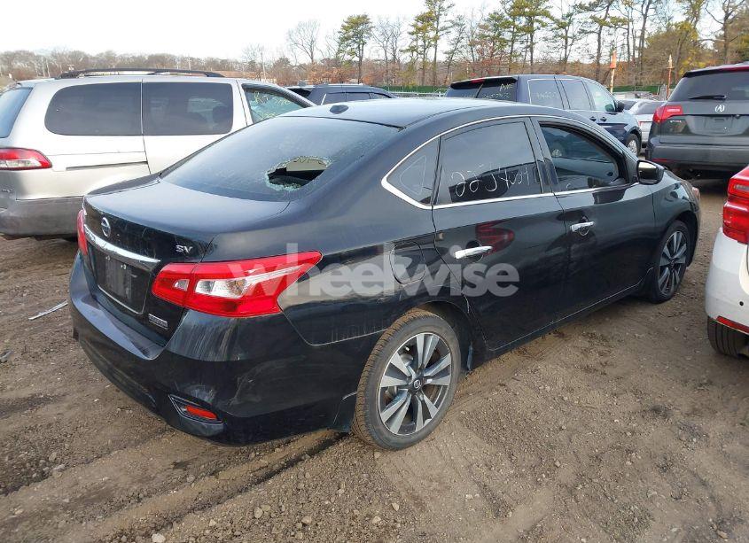Photo 4 of 2019 Nissan Sentra SV (VIN 3N1AB7AP7KY219455)