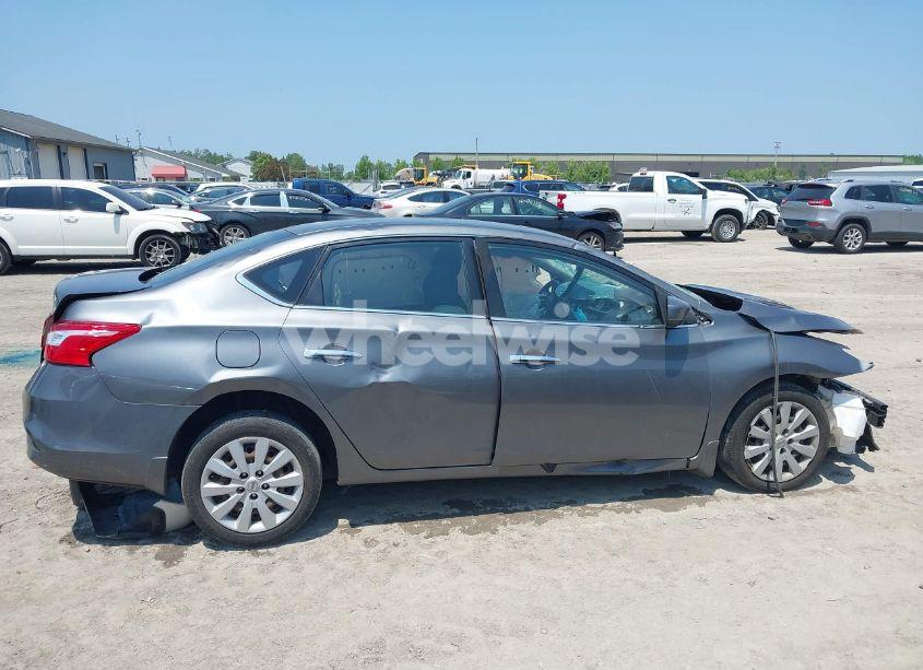 Photo 12 of 2019 Nissan Sentra S (VIN 3N1AB7AP7KY222680)