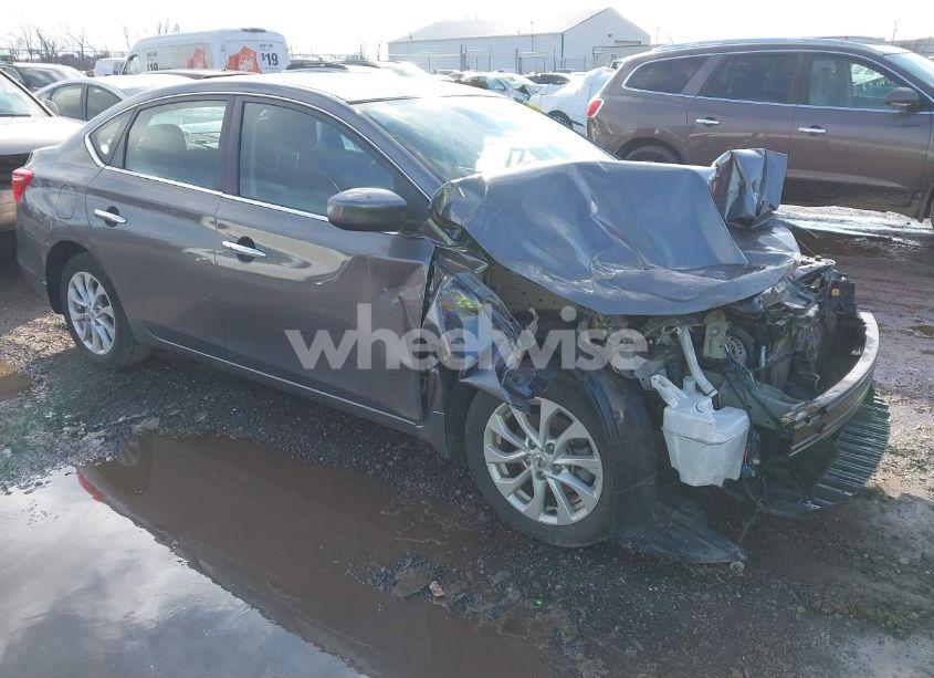 2019 Nissan Sentra SV (VIN 3N1AB7AP7KY239592) main photo