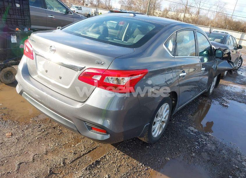Photo 4 of 2019 Nissan Sentra SV (VIN 3N1AB7AP7KY239592)