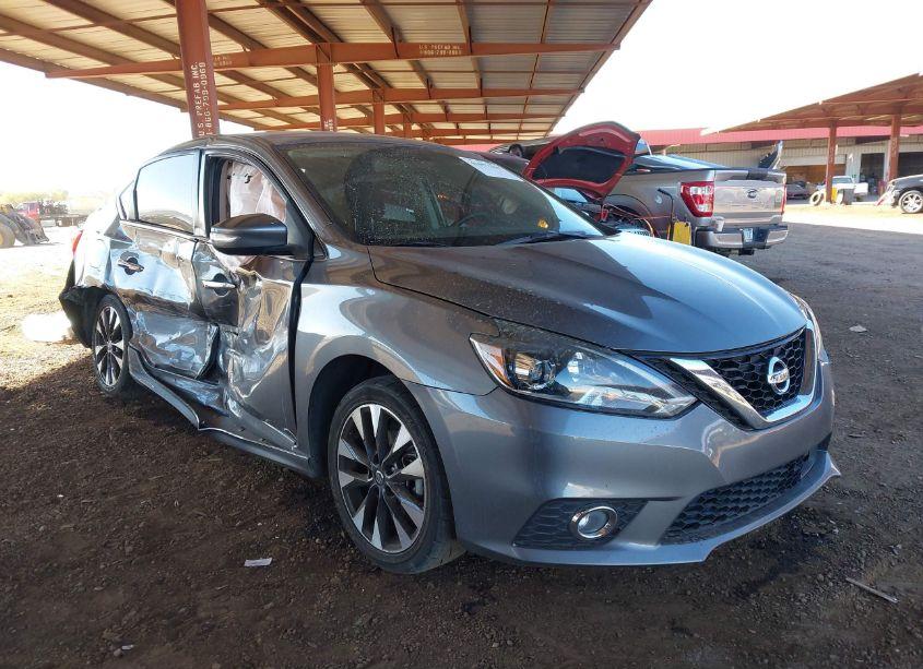 2019 Nissan Sentra SR (VIN 3N1AB7AP7KY240094) main photo