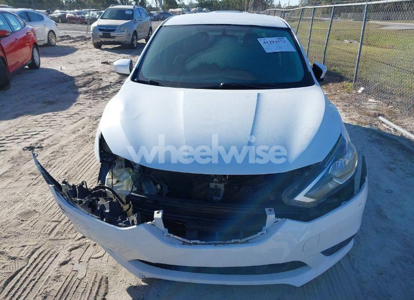 Photo 12 of 2019 Nissan Sentra S (VIN 3N1AB7AP7KY260684)