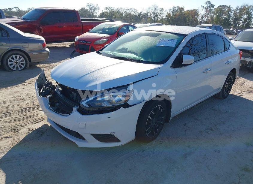 Photo 2 of 2019 Nissan Sentra S (VIN 3N1AB7AP7KY260684)